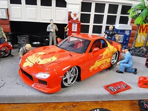 Jada　映画　ワイルドスピード　ダイキャストミニカー　1/24スケール　（オレンジ　JLS　1993年式マツダ　RX-7）　■　アメリカン雑貨