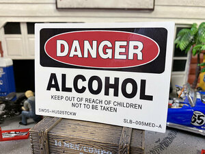 警告看板ステッカー　（危険：アルコール/DANGER）　SLB-005-MED-A　■　アメリカン雑貨　アメリカ雑貨