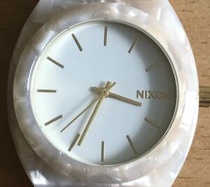 313-0232 NIXON Nixon TIME TELLER ACETATE мужской женские наручные часы кварц белый белый разряженная батарея работоспособность не проверялась 
