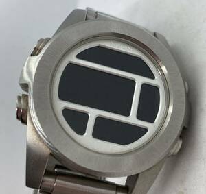 300-0175 NIXON 腕時計 金属ベルト シルバー 電池切れ 動作未確認