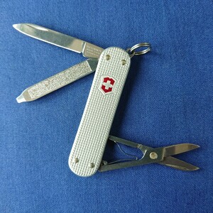 VICTORINOX(ビクトリノックス)クラシック SD ALOX (536)