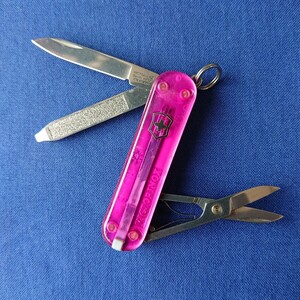 VICTORINOX(ビクトリノックス)クラシック SD (589)