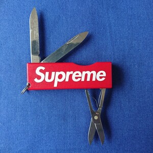 VICTORINOX(ビクトリノックス)Supreme (594)