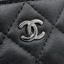 未使用品 CHANEL シャネル マトラッセ コスメポーチ ポーチ A69259 ブラック ココマーク キルティング 17番台_画像8