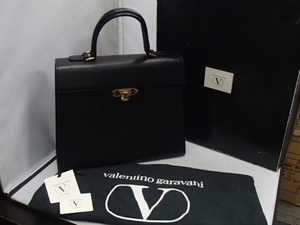 #60694【保管品】VALENTINO GARAVANI ヴァレンティノ ガラヴァーニ ハンドバッグ レザー ブラック ゴールド金具 フラップ