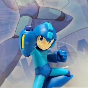 新品未開封★amiibo ロックマン アミーボ ロックマン11バージョン 運命の歯車!! カプコンの画像2