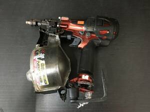 【中古品】★MAX(マックス) 50㎜高圧コイルネイラ 釘打機 クールグレー HN-50N3(D)-G HN91088　T4202　IT4YHMUKINMG