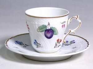 K05084[Richard Ginori Richard Ginori ]bekio fruit pe Roo ja small cup & saucer 1 customer . plate 