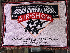 RA29ラグUNKNOWNアメリカ古着カーペット敷物マット壁掛けCHERRY POINTミリタリーラグAIR SHOW100周年チェリー・ポイント海兵隊航空基地USMC