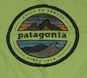 ST44パタゴニアPATAGONIAアメリカ古着アウトドアTシャツズ両面プリントTコットンTシャツMロゴTシャツ黄緑系TシャツBUILT TO ENDUREレトロ