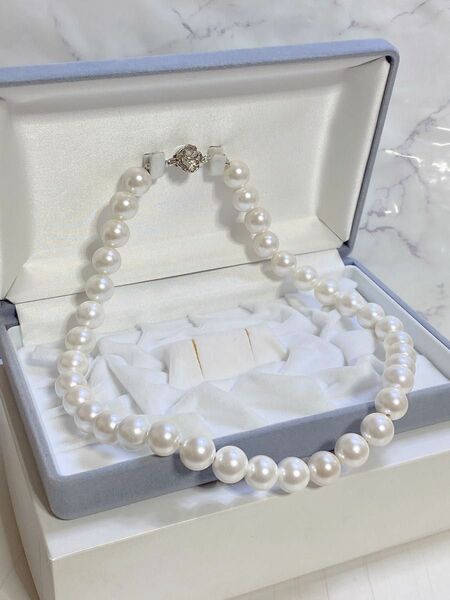 Y296☆純白ホワイト 約12㎜ 約47㎝ 本貝真珠 パールネックレス シェル