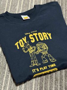 ディズニー　トイストーリー　Tシャツ 半袖　カットソー　黒T M Disney toystory