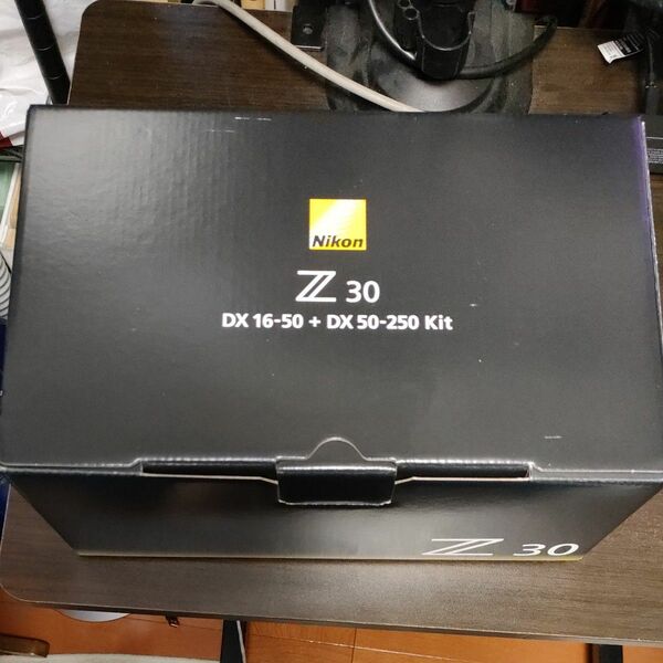 【極美品】 Nikon Z30 DX 16-50 レンズキット