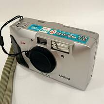 #1296 CASIO カシオ QV-2100 デジタルカメラ 箱付き 説明書付 不動品 ジャンク品 現状品 デジカメ _画像2