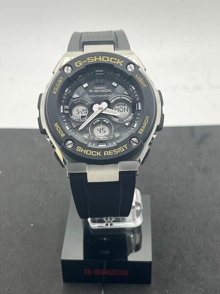 G-SHOCK G-STEEL GST-W300-1AJF 稼働美品　新品ベゼルガラス面傷なし　電波ソーラー　アナデジ　反転液晶