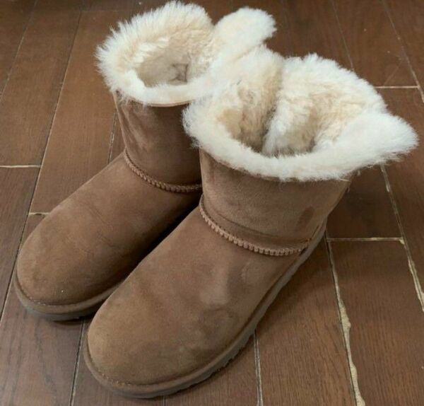 最終値下げ♪ UGG リボン　ムートンブーツ