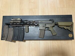 東京マルイ　デルタカスタム　リポ化 FDE 次世代電動ガン　HK416 TAN PEQ ウェポンライト　magpul 実物　フォアグリップ　【検索】CAG 416 