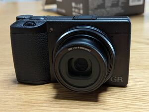 RICOH リコー GR IIIx　レンズプロテクター装着済み