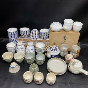 Y32 茶器 大量 まとめて！！ 箱入あり 新品 中古 急須 有田焼 土瓶 湯呑 茶器セット 骨董 和柄 飲食 料亭 現状品 保管品