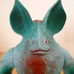 イカルス星人　日本製　1983年当時物　バンダイ ウルトラマン怪獣　 硬質ソフビ 
