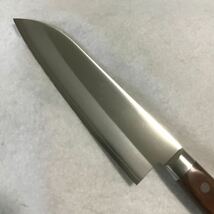 《新品 土佐刃物 送料無料》業務用万能包丁・17cm魚も捌ける、本刃研ぎ済・肉も野菜もスパッと・青鋼より切れる鋼・刃先2~3mmがサビます。_画像2