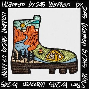 C-27【 アイロンワッペン 】 刺繍ワッペン アップリケ リメイク ブーツ boots 焚き火 山 マウンテン MOUNTAIN