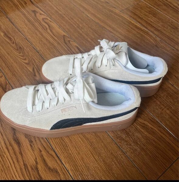 プーマ PUMA 24センチ 厚底スニーカー