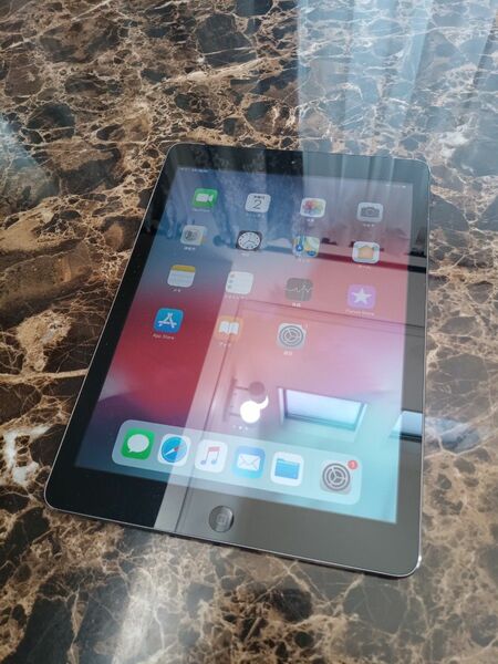 iPad Air 1 / 64GB　ios12.5.7