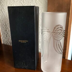 ミキモト　ガラス　花瓶　MIKIMOTO リボン柄　