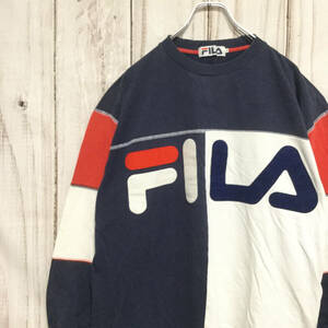 【フィラ ビッグロゴ 長袖Ｔシャツ】 90年代 ゆるだぼ 2XL相当 トリコカラー FILA 古着 [240111-003]