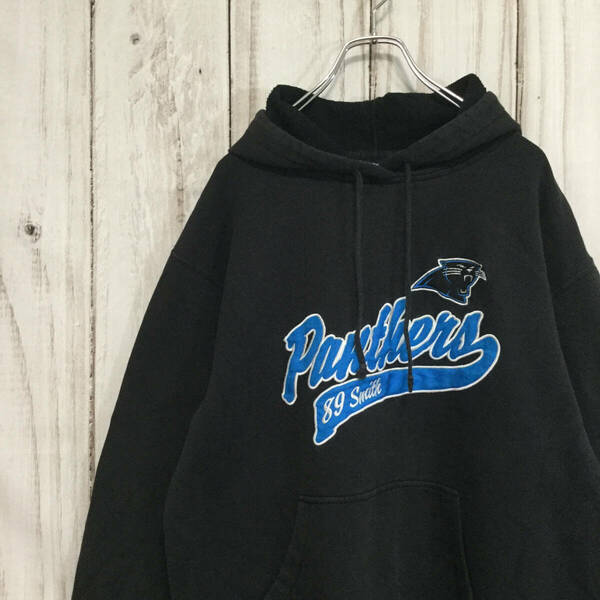 【NFL チームロゴパーカー】カロライナパンサーズ ビッグサイズ 袖ロゴ スウェット プルオーパー CAROLINA PANTHERS XL 黒 古着 [240104-00