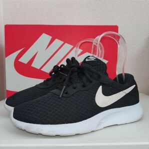 ナイキ　NIKE　スニーカー