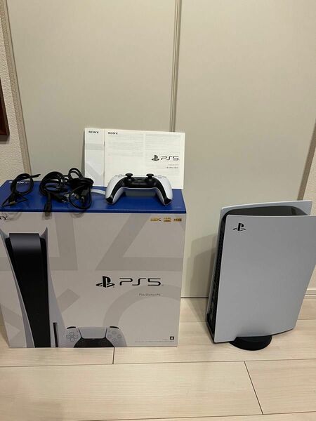 超美品 SONY PS5 CFI-1100A01 ディスクドライブ搭載モデル PlayStation5 初期化済