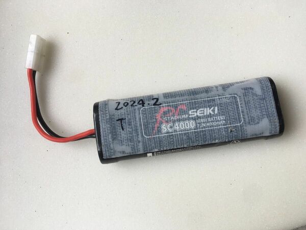 RC スタジアム セイキ　NiMH ニッケル水素 バッテリー 4000mAh タミヤコネクタ　7.2V