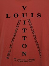 XXLサイズ全面ジャイアントルイヴィトンロゴトランク大きいサイズ最高傑作一瞬でルイヴィトンと分かるブラックバイカラー半袖Tシャツ_画像1