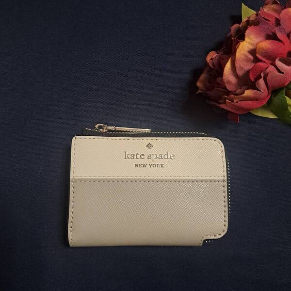 新品 正規品 KATE SPADE キーケース ホワイト K9351