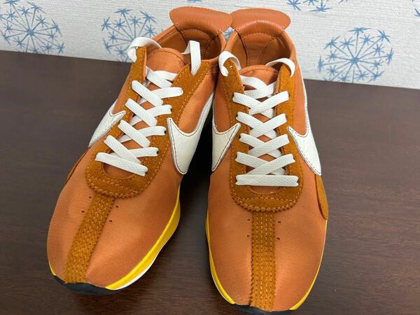 NIKE BV7779-800 MOON RACER QS スニーカー