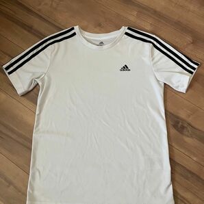 adidas スポーツTシャツ　150