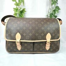 1円 LOUIS VUITTON ルイヴィトン ジベシエールGM ショルダーバッグ M42246 メッセンジャー モノグラム シリアル SE0938_画像2