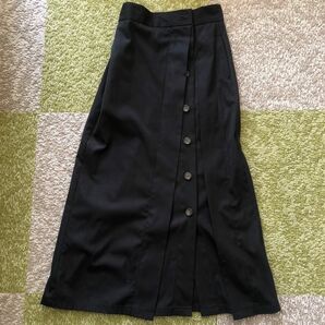 黒 ロングスカート