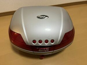 【中古】GIVI リアボックス モノキー V46 シルバー