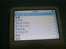 【動作品/第 5 世代/30Gb 】☆Apple iPod classic A1136 (ケーブル・電源付/ホワイト/送料：185円～)_画像2