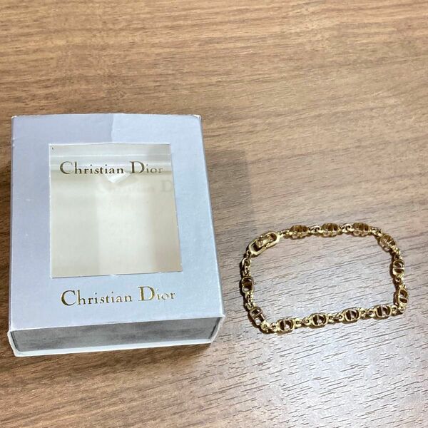 Christian Dior クリスチャンディオール アクセサリー 小物 ロゴ ブレスレット レディース ゴールドカラー 箱付き