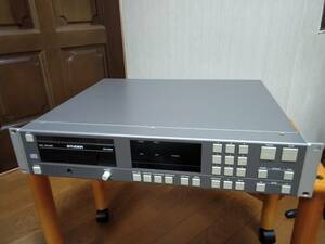 [ Junk ] name machine studerschu-da-D 732 CD player 