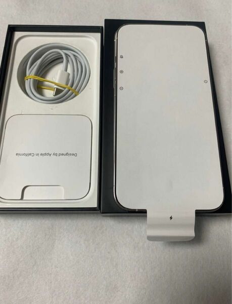 超美品　国内版　simフリー　iPhone13 Pro 512GB