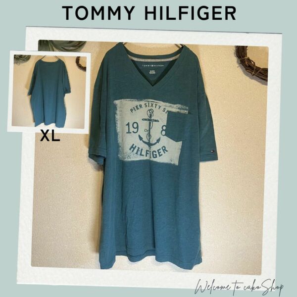 トミーヒルフィガー　TOMMY HILFIGER　Vネック　プリント柄　TシャツXL 半袖Tシャツ プリント　胸ポケット付　緑系