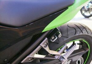 キジマ Ninja250(EX250L)用　ヘルメットロック　303-1540