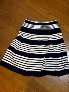  beautiful goods [ZAZIE/ Zazie ] border knees height gathered skirt /38* marine *USED