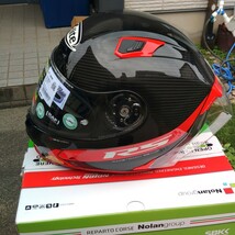 フルフェイス X-lite X-803RS ウルトラカーボン ホットラップ(レッド/13) Mサイズ(57-58cm) 16446_画像4