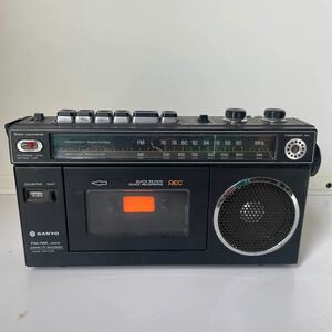 MR1700B　サンヨー　SANYO　AM　FM　カセット　ラジカセ　レトロ　骨董　アンティーク　ラジオ